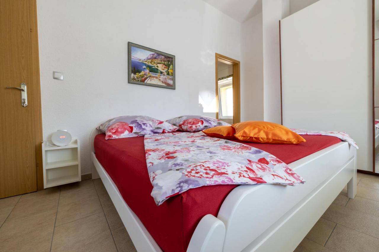 Soldan Apartma